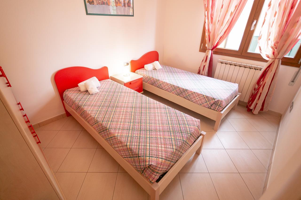 Appartamenti Sottomarina Carla Exteriör bild